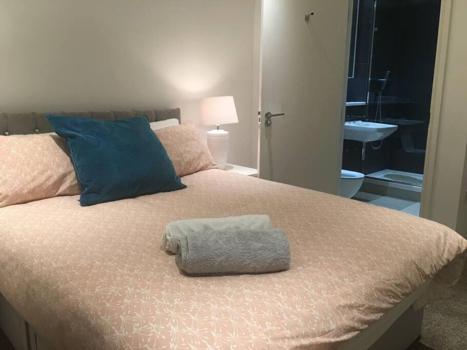 Grand Serviced Apartment***** Croydon Luaran gambar